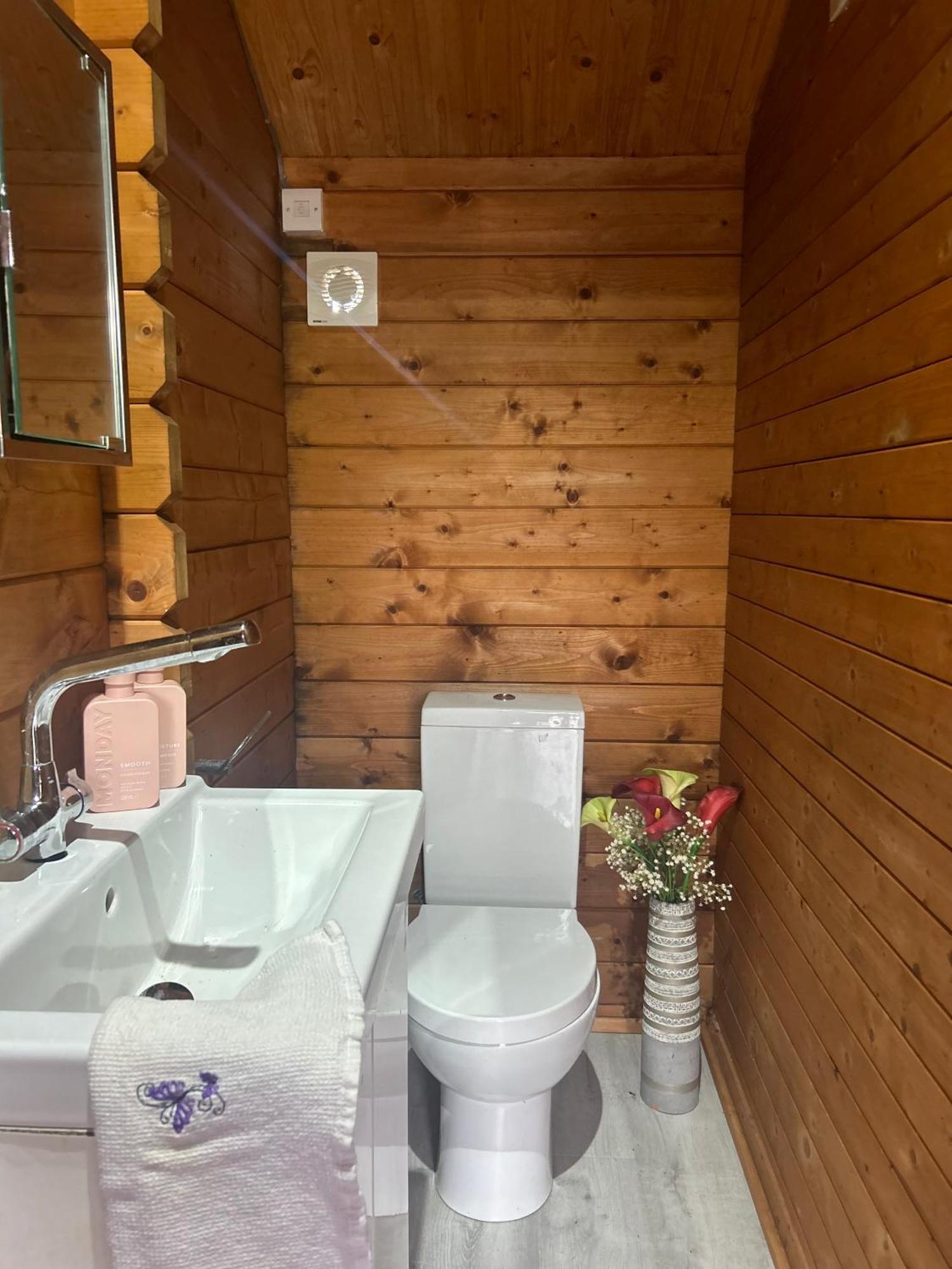 Omagh Villa Sixmilecross Екстериор снимка